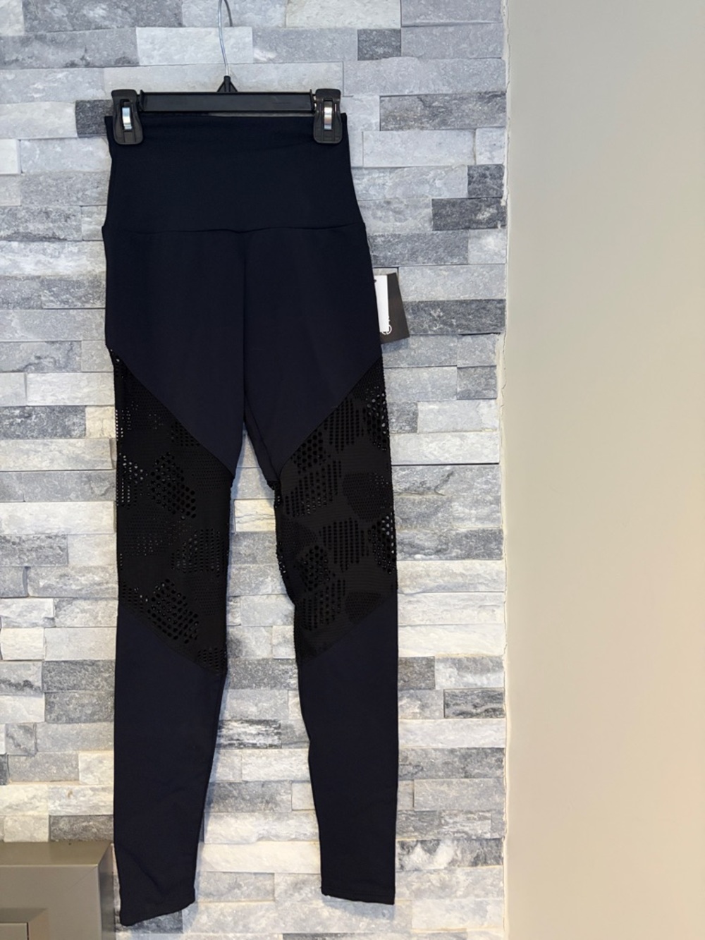 Onzie Women's leggings new with tags size xsmall